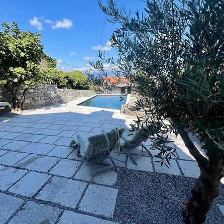 Karst House Zan Pliskovica With Private Pool Villa Dutovlje ภายนอก รูปภาพ