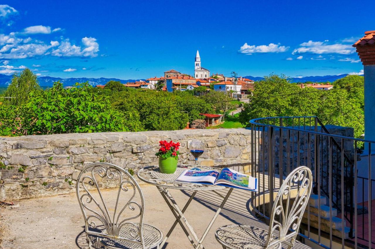 Karst House Zan Pliskovica With Private Pool Villa Dutovlje ภายนอก รูปภาพ