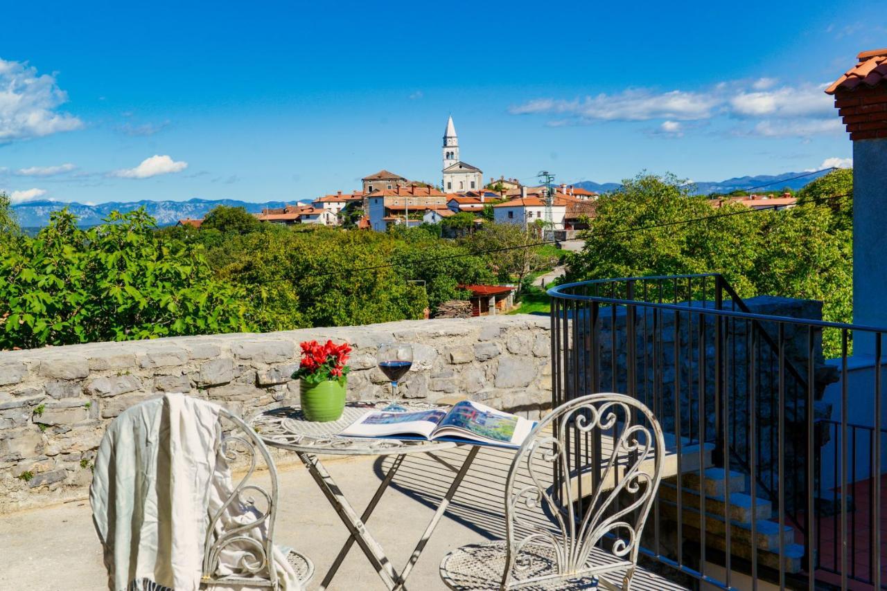 Karst House Zan Pliskovica With Private Pool Villa Dutovlje ภายนอก รูปภาพ